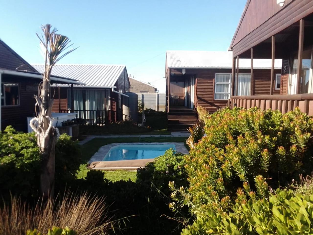 Coco De Mer Self Catering Log 1 Lambert's Bay Exterior photo